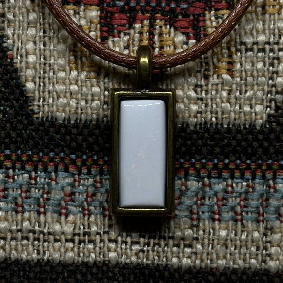 Antique Pink Spencer Idaho Moss Opal Pendant Necklace - Picture 1 of 4